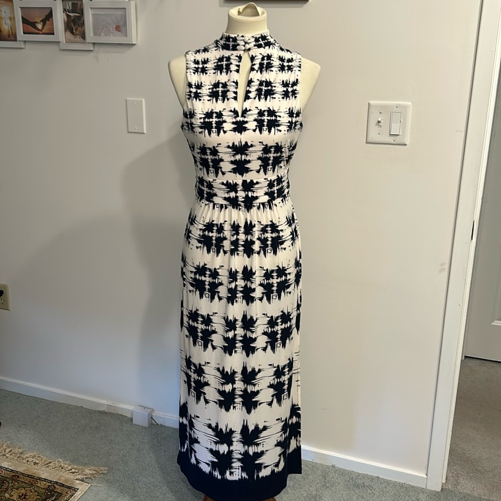 Choker dress